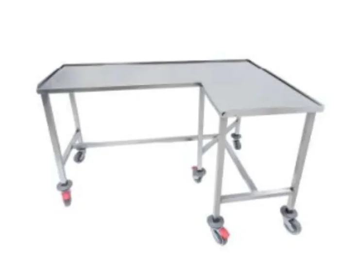 Mesa quirúrgica en forma de L